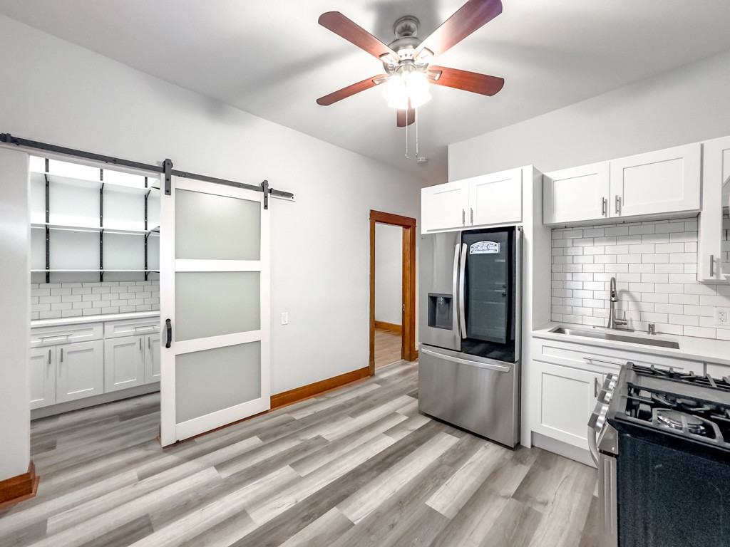 3422 W Mclean Ave #2 - Photo 3 of 21