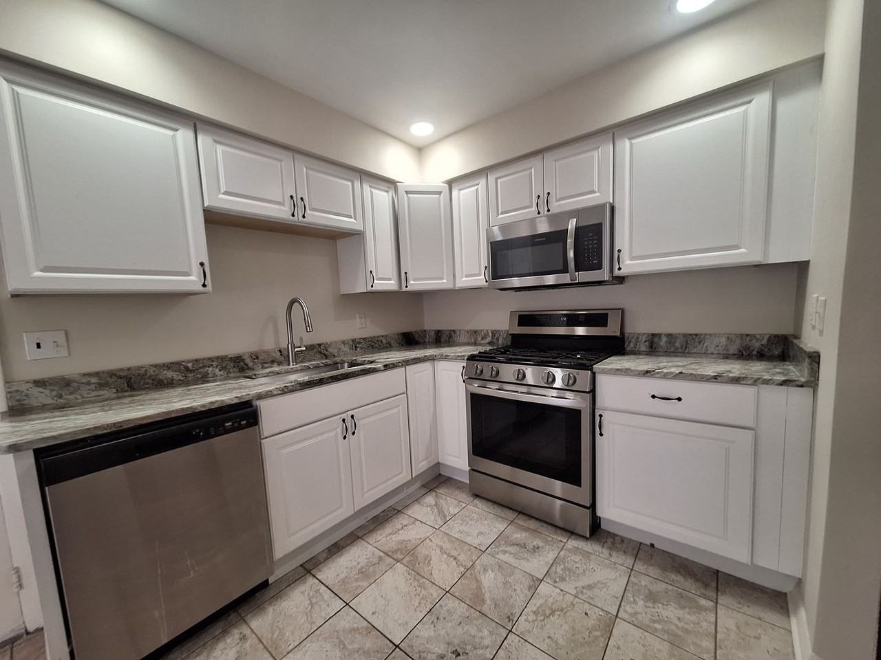 32834 Rosenbusch Dr - Photo 6 of 24