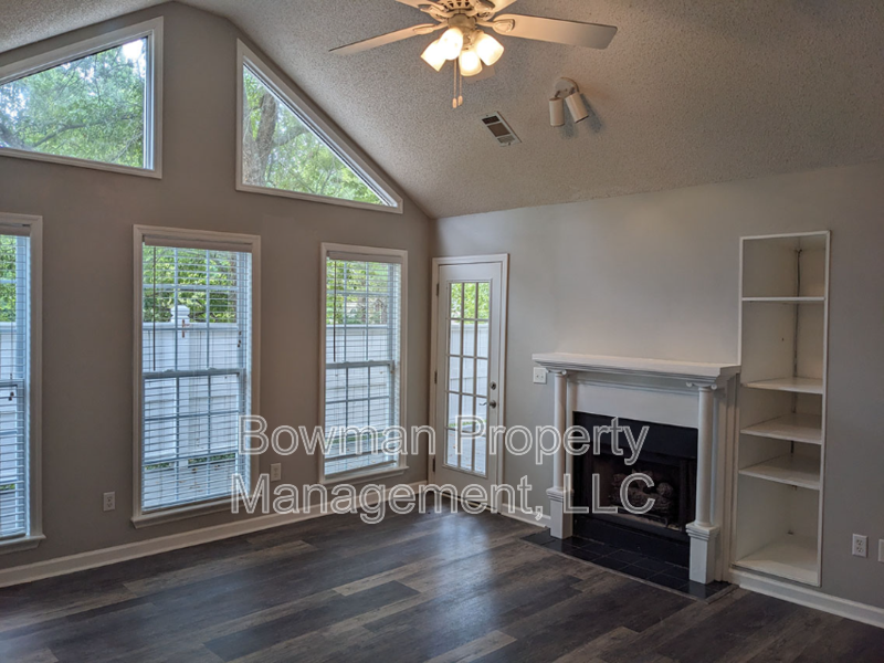 145 Diamond Dr - Photo 2 of 41