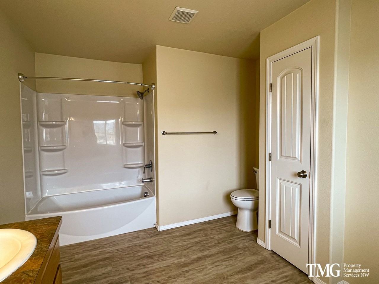 6308 Del Mar Ct - Photo 7 of 17