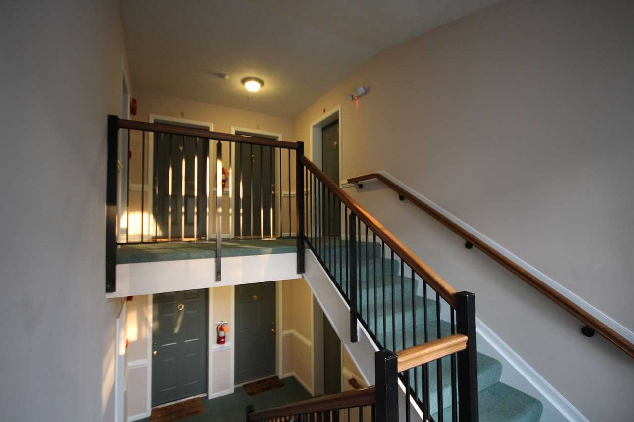1002 Jessicas Ct - Photo 3 of 23