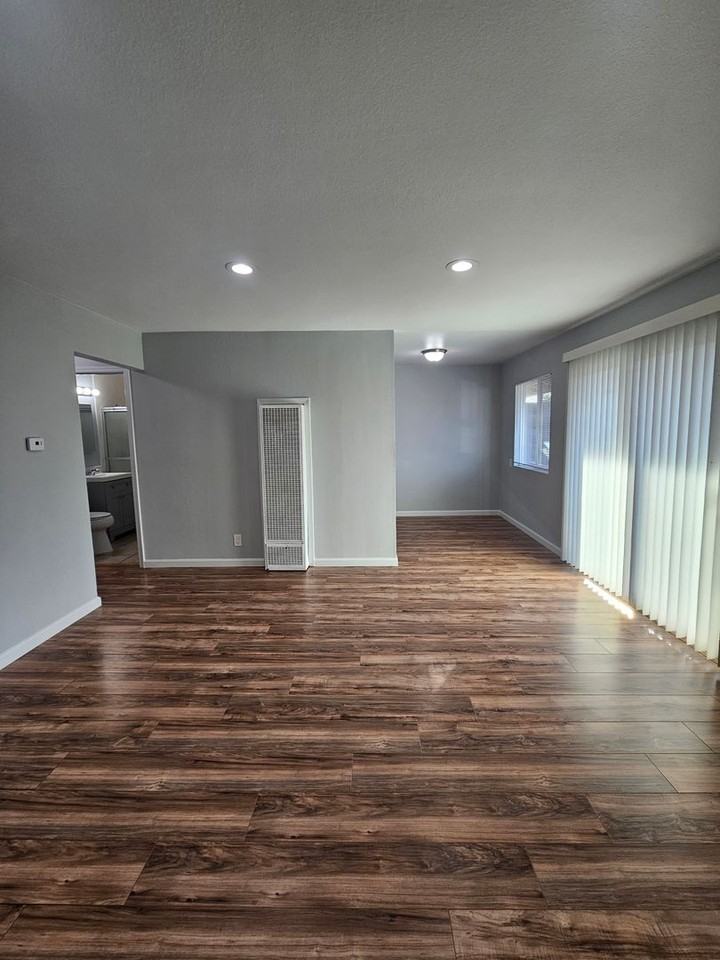 4819 Clayton Rd - Photo 3 of 21