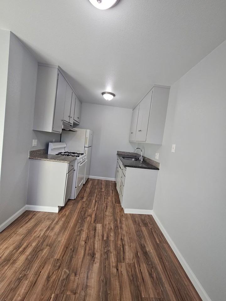 4819 Clayton Rd - Photo 6 of 21