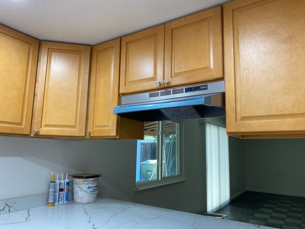 118 Raleigh Dr - Photo 2 of 10