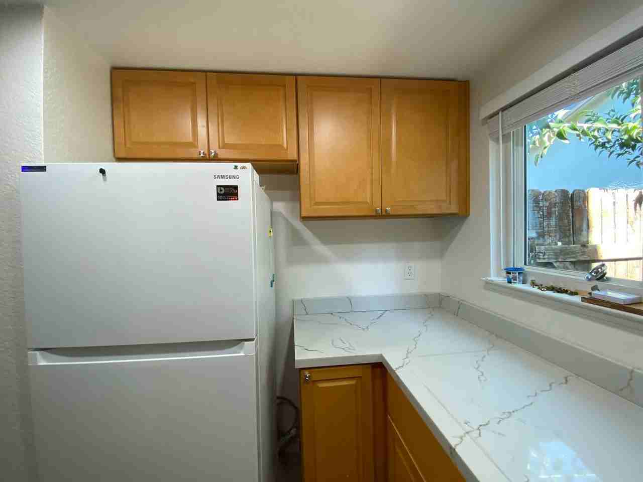 118 Raleigh Dr - Photo 3 of 10
