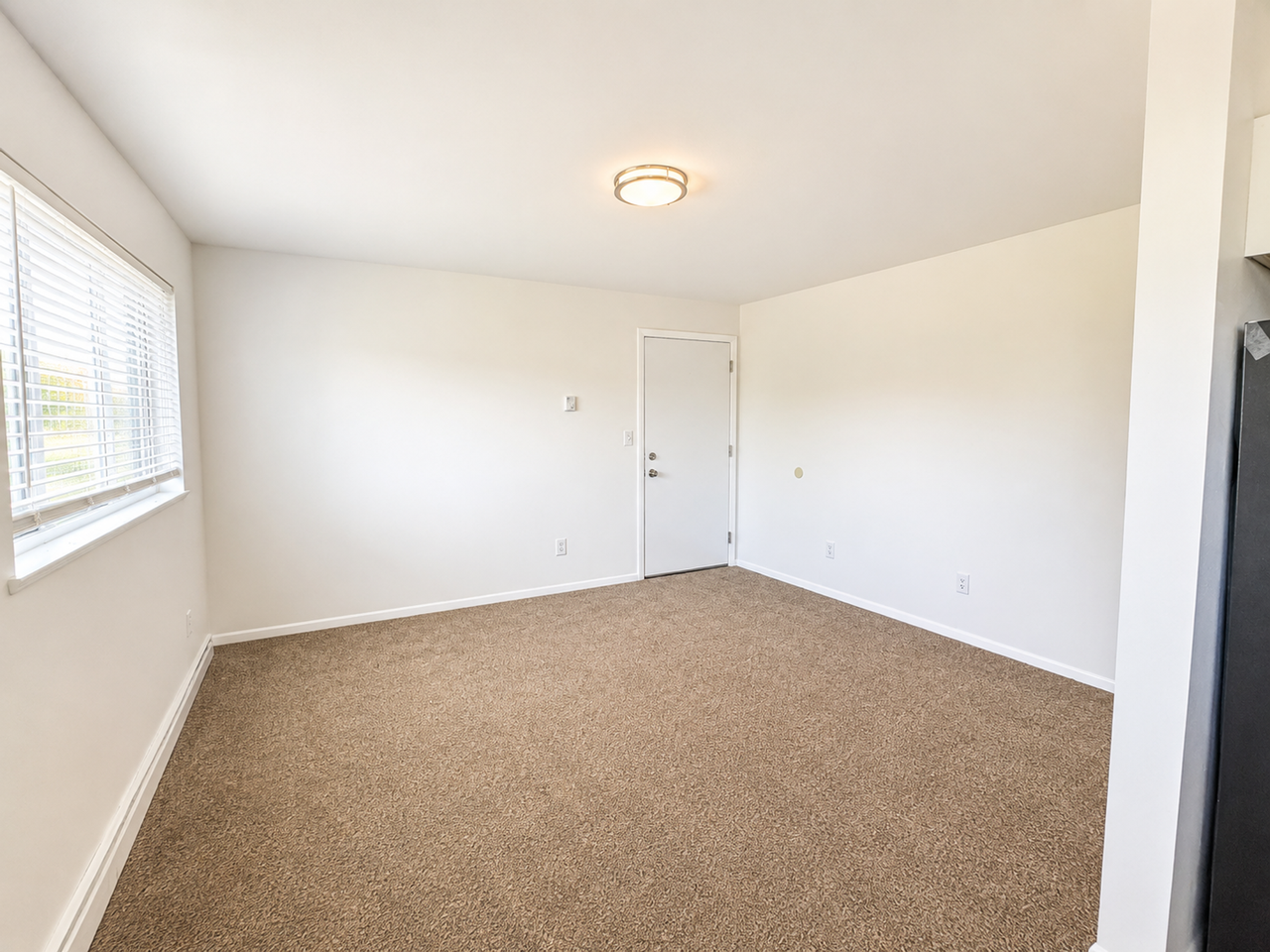 18 Beth Lane - Photo 5 of 11