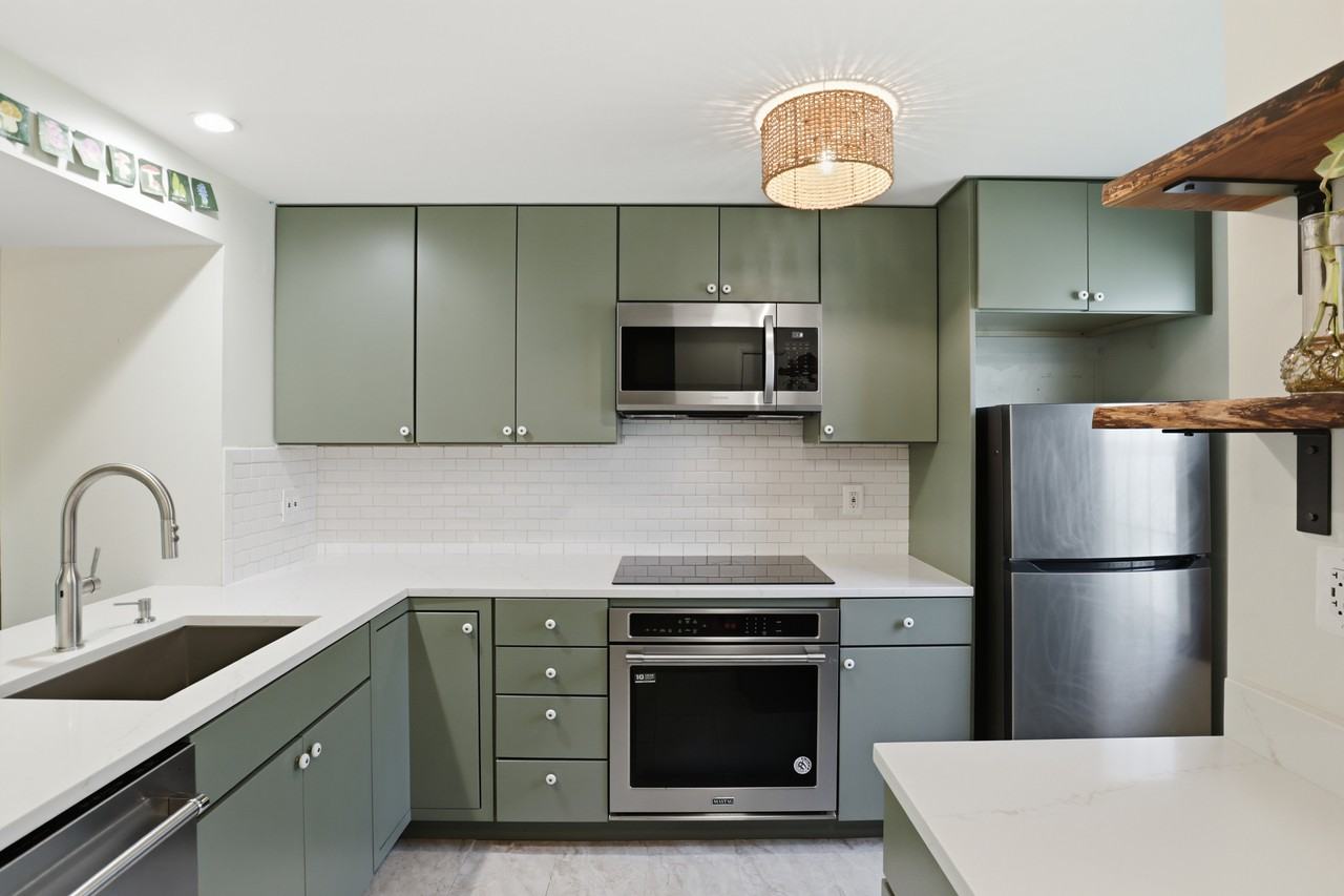 1660 Harvest Green Ct - Photo 7 of 36