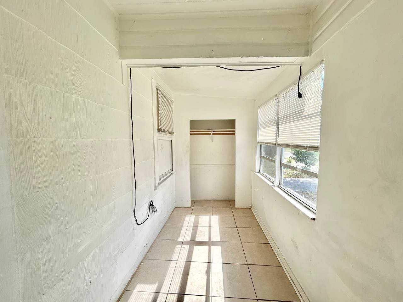 1311 Prescott St S - Photo 5 of 28