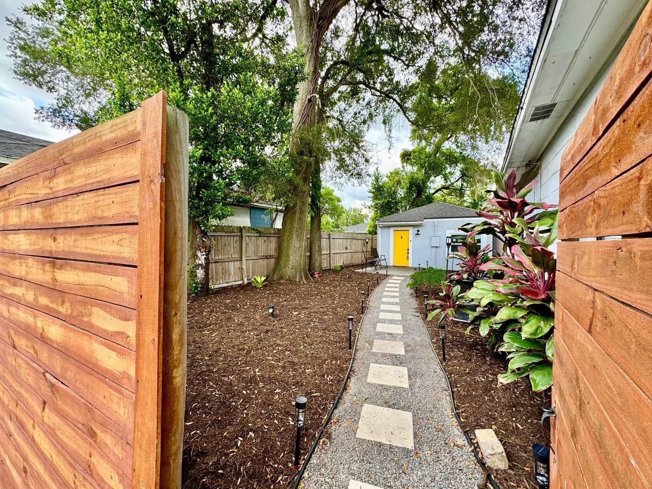 1803 E Frierson Ave - Photo 2 of 15