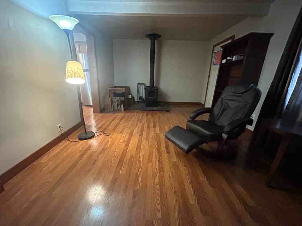 1410 4th St - Photo 5 of 17