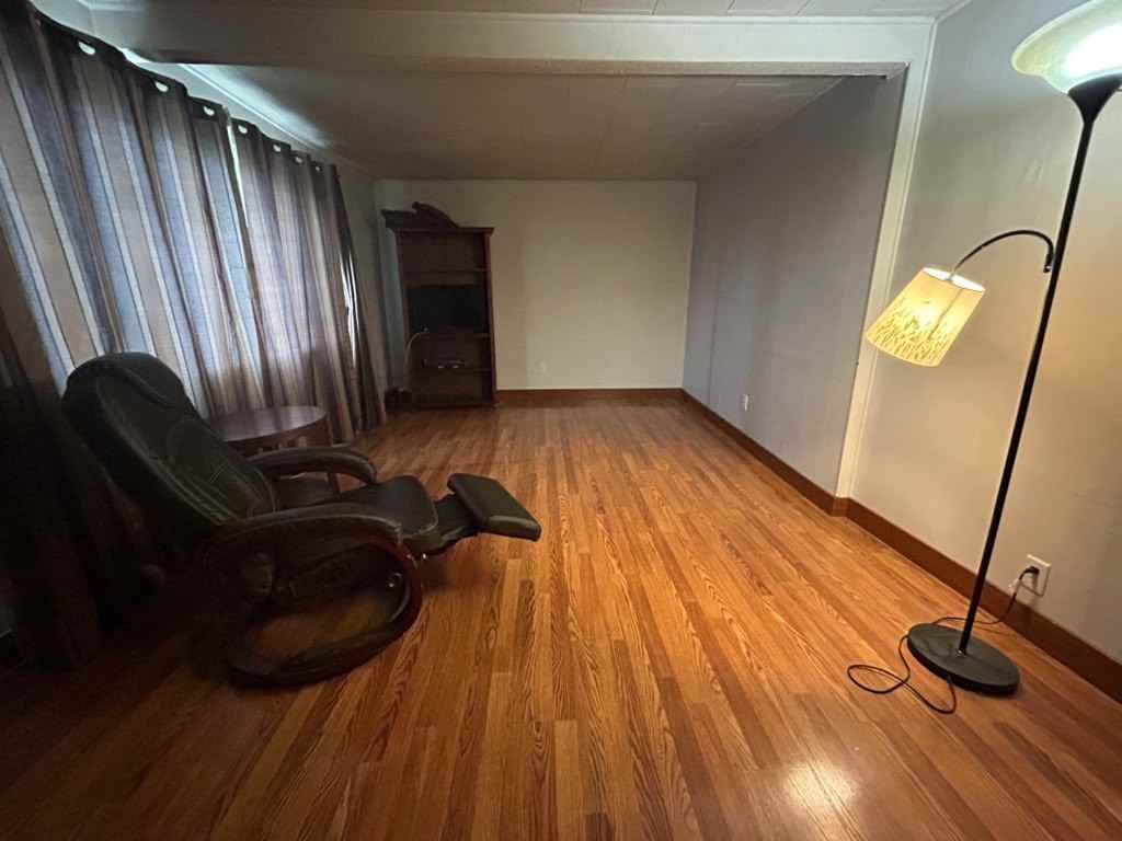 1410 4th St - Photo 6 of 17