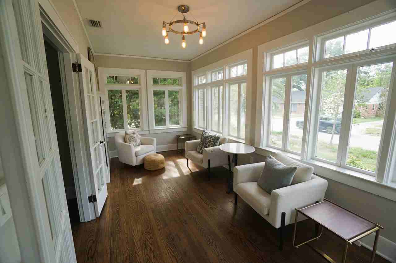 4108 W Azeele St - Photo 3 of 32