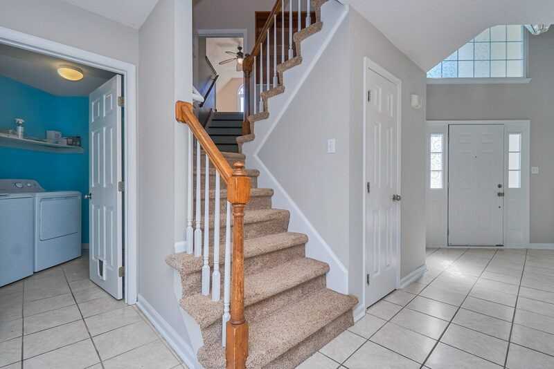 3305 Fayette Dr - Photo 6 of 40