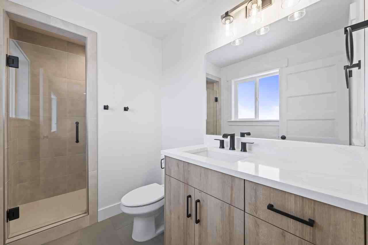 2218 Sw #D - Photo 7 of 14