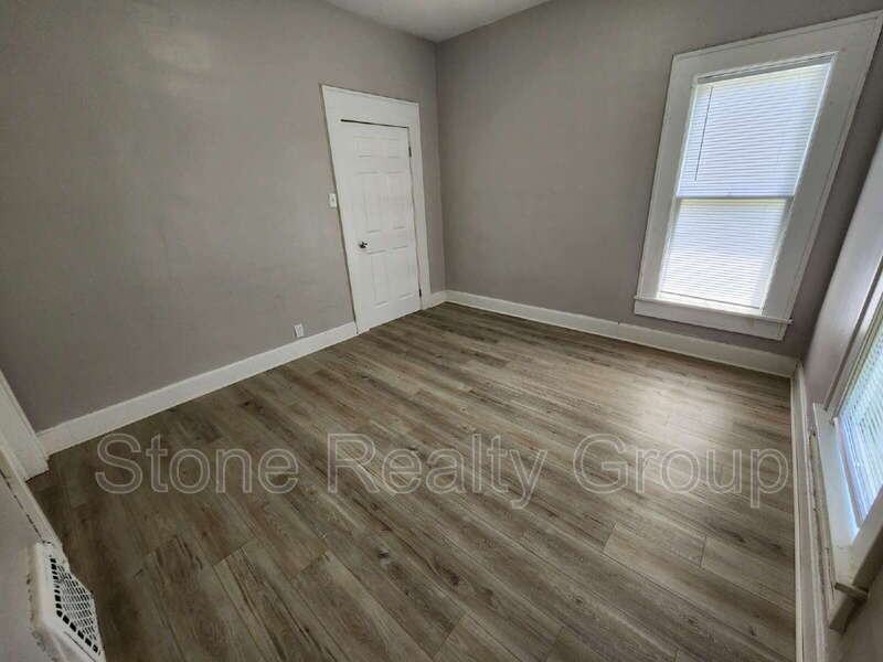 2118 2nd Ave - Photo 5 of 10