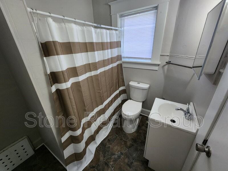 2118 2nd Ave - Photo 7 of 10