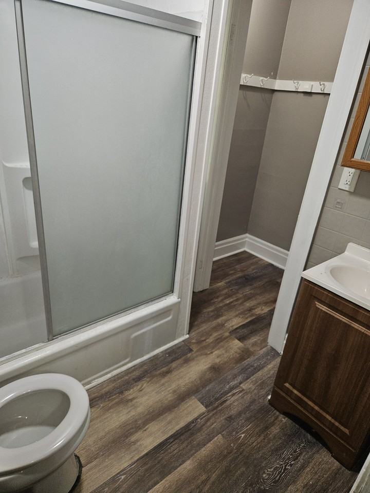 376 Magee Ave - Photo 6 of 10