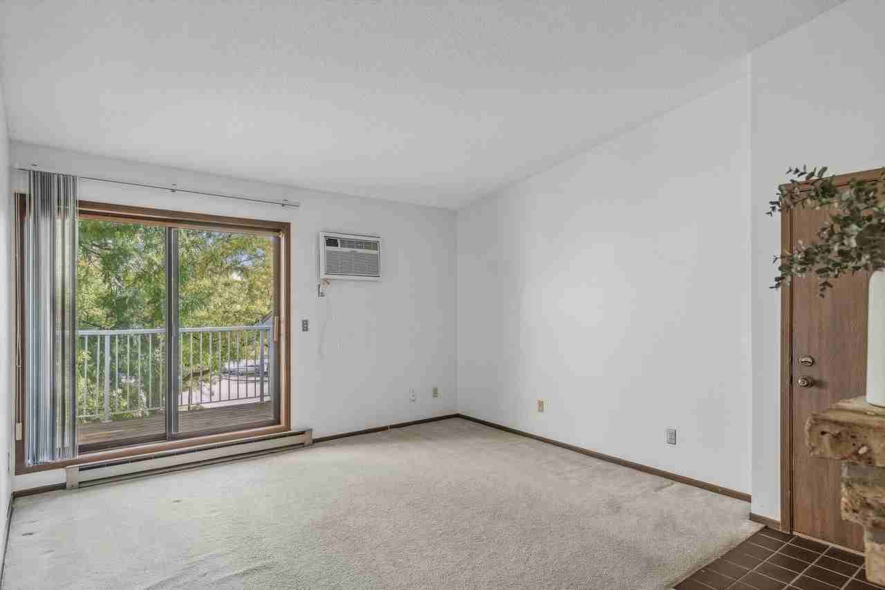 400 Shelard Pkwy - Photo 4 of 23