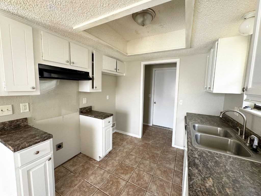 1404 S Gemini Rd - Photo 6 of 20