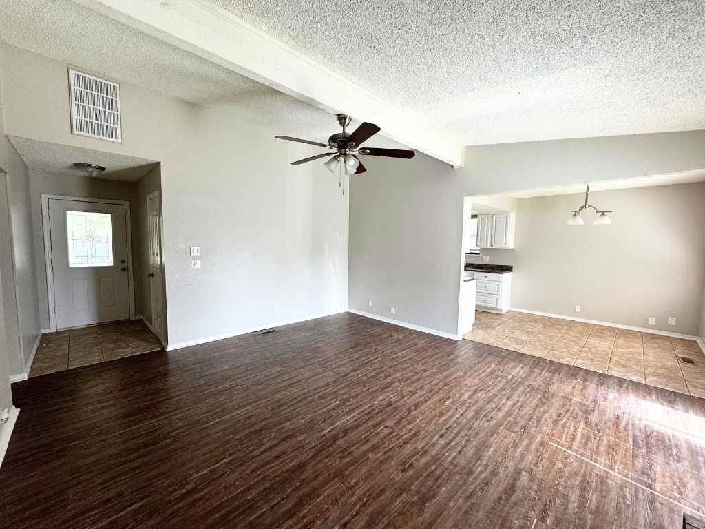 1404 S Gemini Rd - Photo 3 of 20
