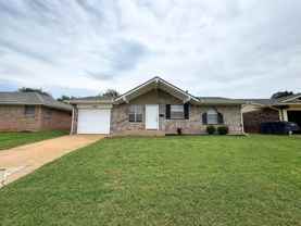 3409 Parker Dr - Photo 1 of 1