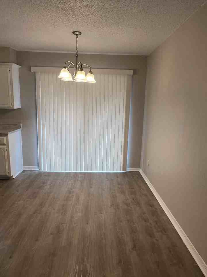 513 Redwood Dr - Photo 7 of 20