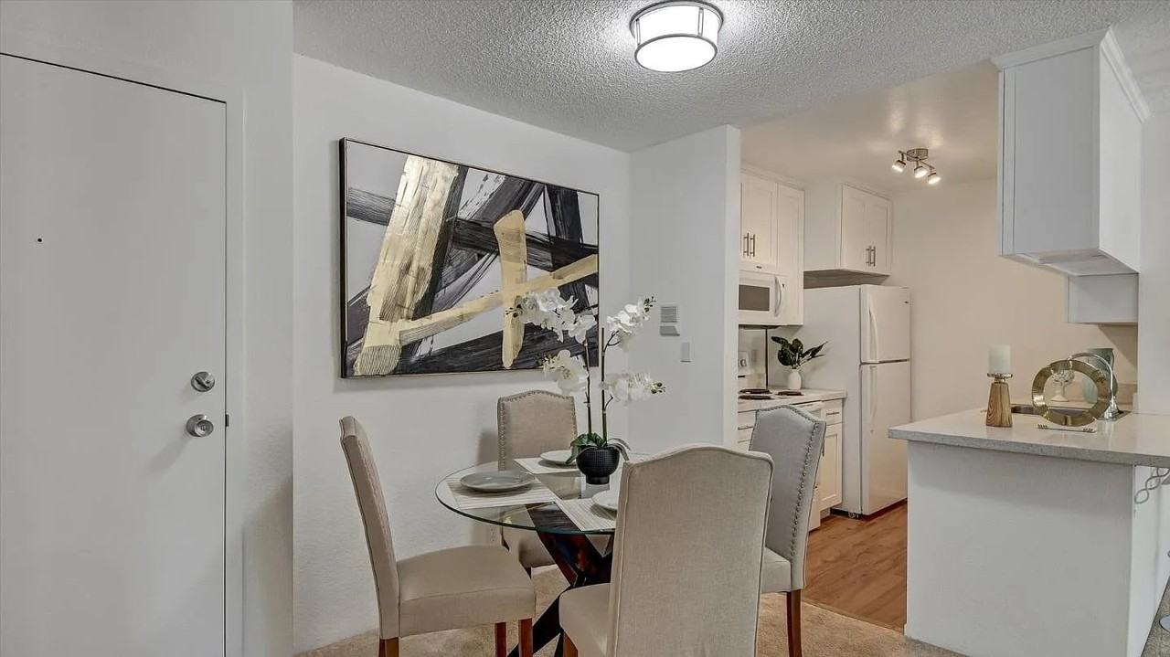 377 Mandarin Dr #15 - Photo 5 of 7