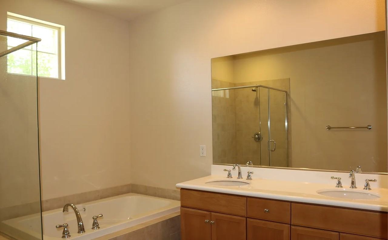 10653 Golden Willow - Photo 2 of 5