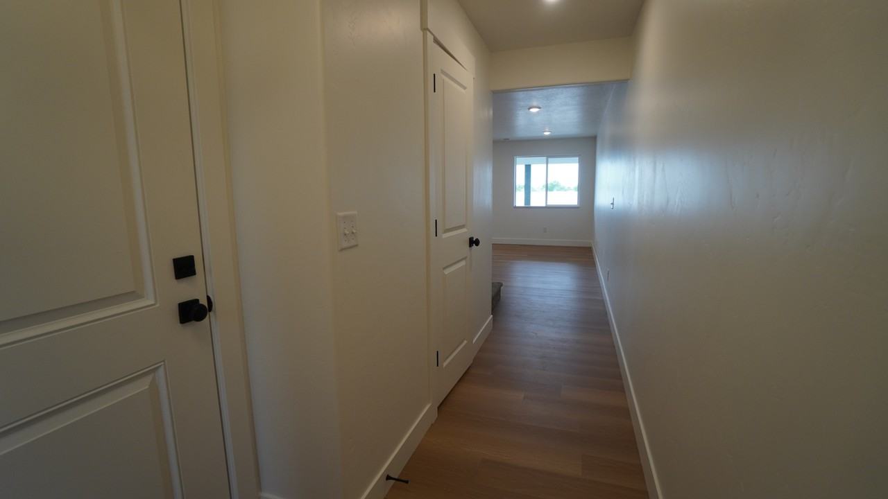 325 N Liberty Cove Dr - Photo 3 of 26