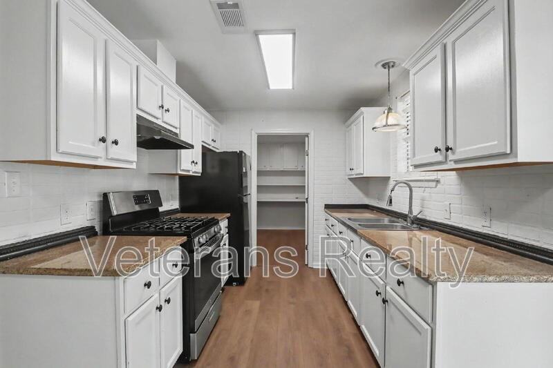 111 Valentine Dr - Photo 7 of 25