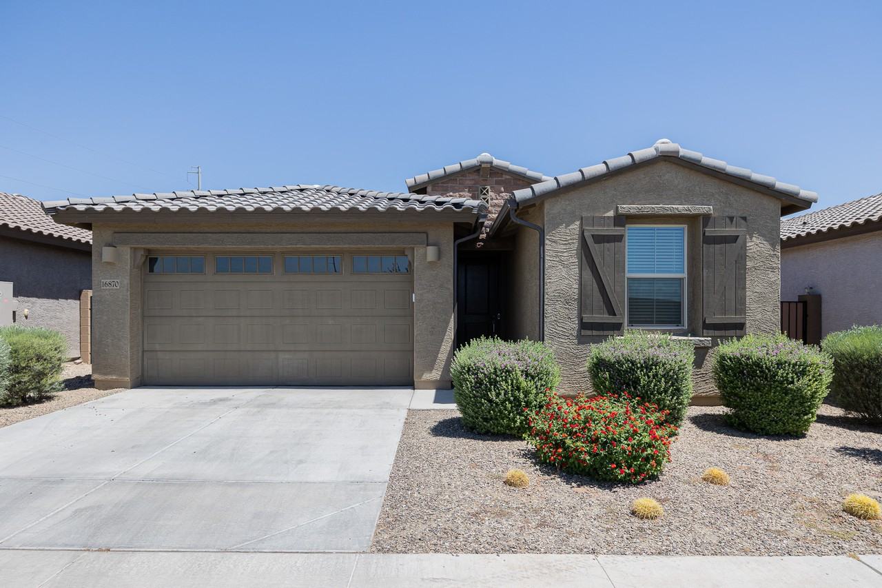 16870 W Las Palmaritas Dr - Photo 2 of 31