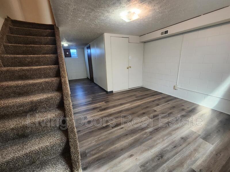 1627 Deweese Dr - Photo 7 of 14