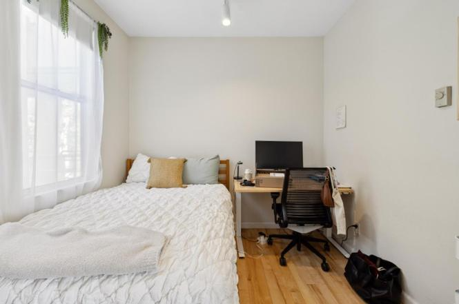 425 Alma St - Photo 3 of 19
