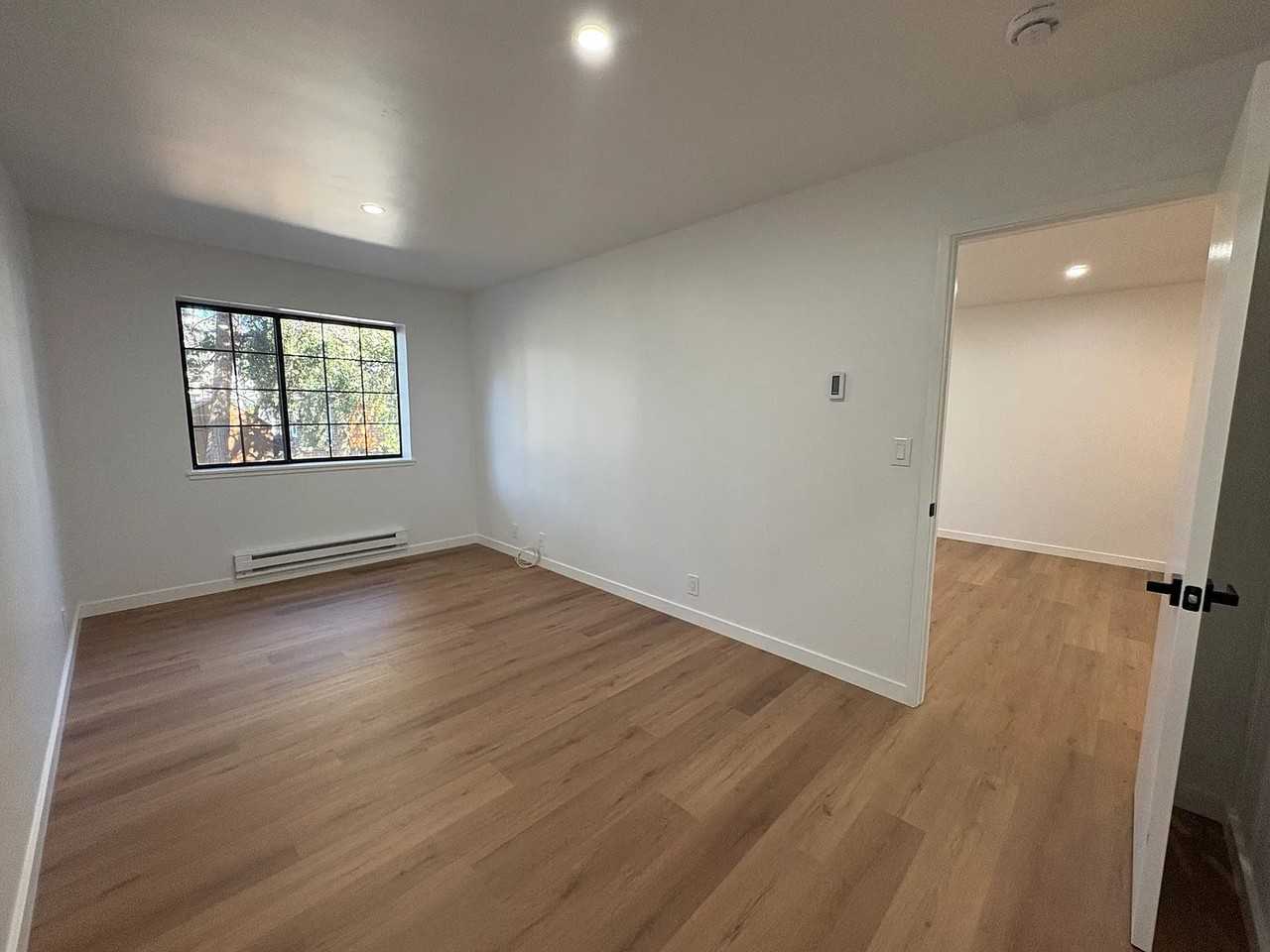1600 3rd St - Photo 4 of 10