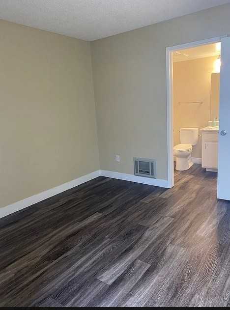 4042 Albatross St - Photo 6 of 9