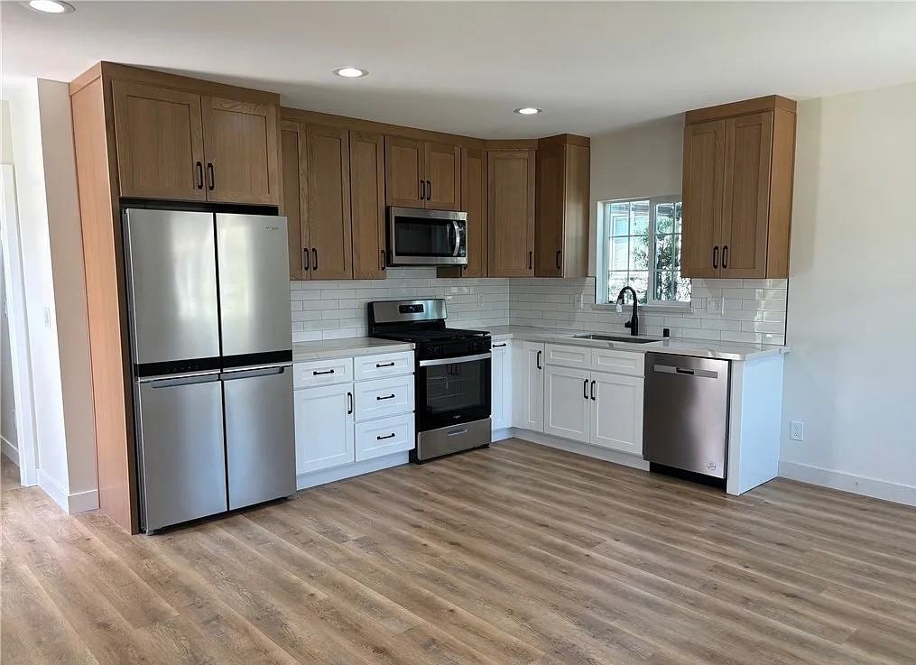 8235 Alameda St #A - Photo 5 of 6