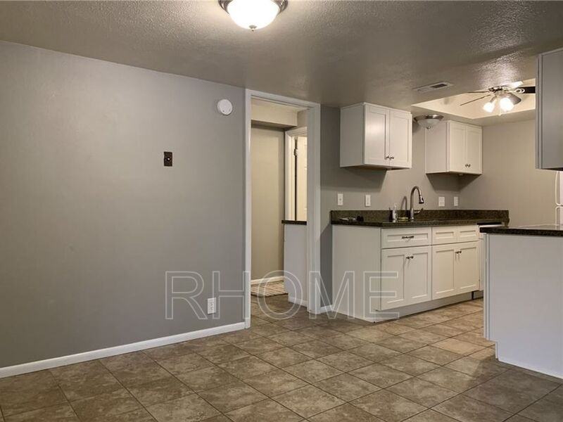 430 E St #31 - Photo 3 of 11