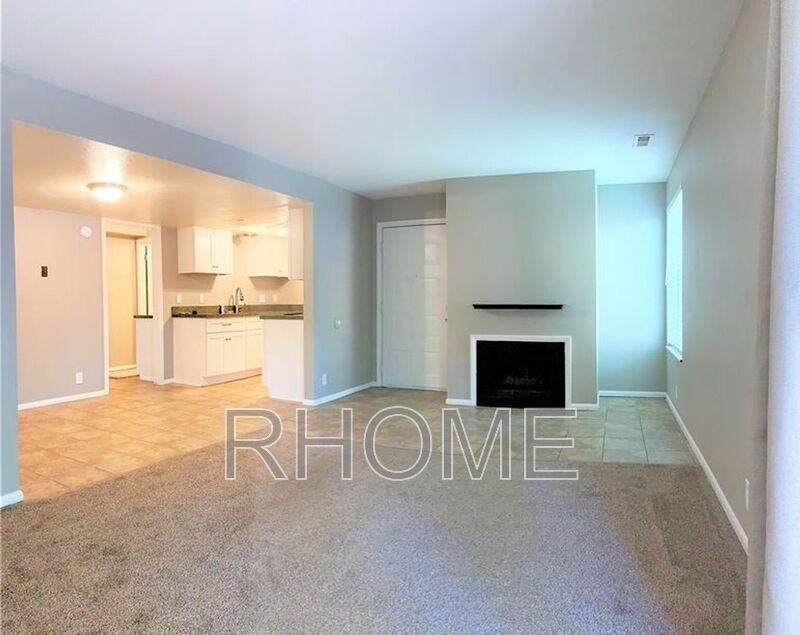 430 E St #31 - Photo 2 of 11