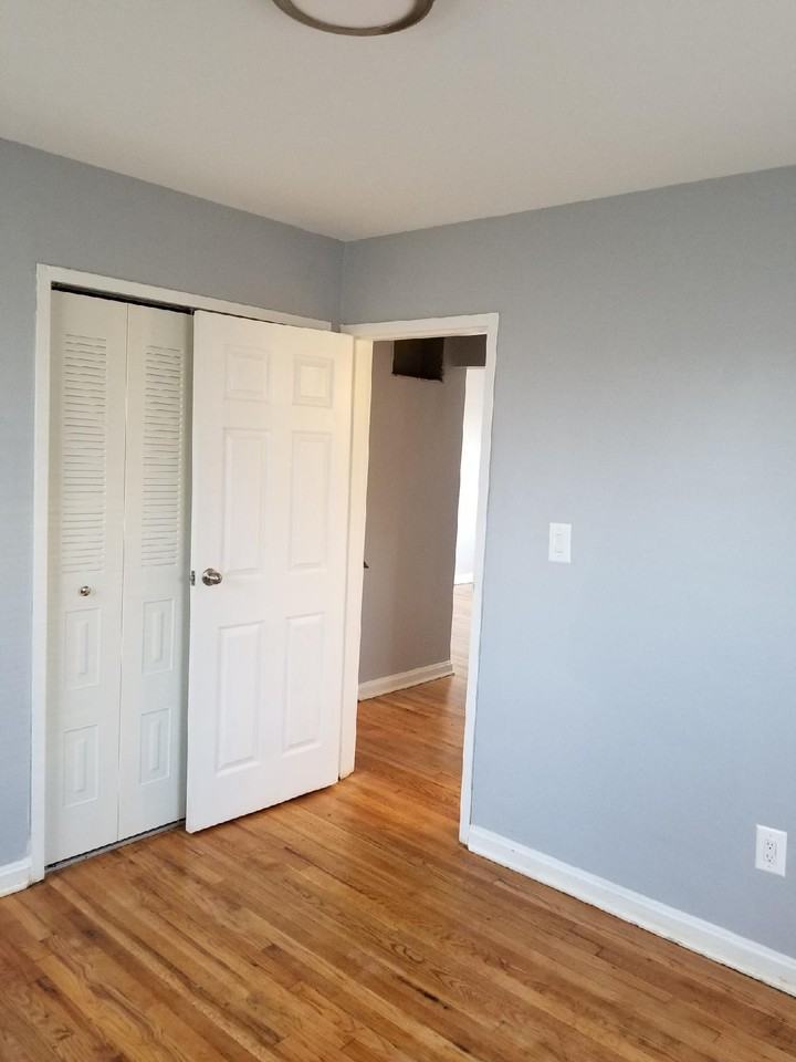 4742 S Capitol Ter Sw - Photo 2 of 8