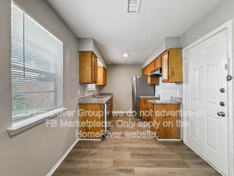 1705 Allentown Dr - Photo 4 of 24