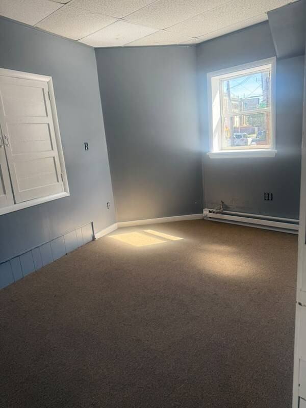 65 N Lake Ave - Photo 4 of 10