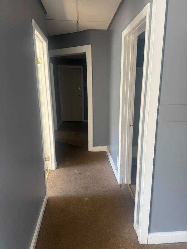 65 N Lake Ave - Photo 6 of 10