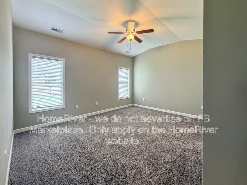676 Broad Dr - Photo 7 of 21