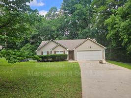 featured image of 479 Lakeshore Dr