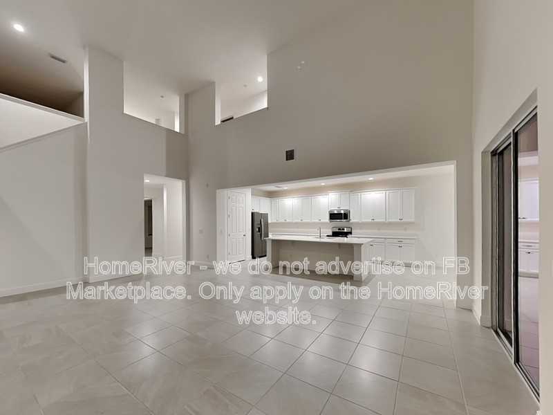 5021 Bessie Ct - Photo 4 of 39