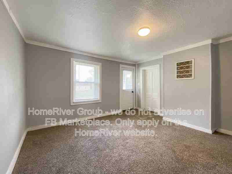 2304 Walnut St - Photo 2 of 17