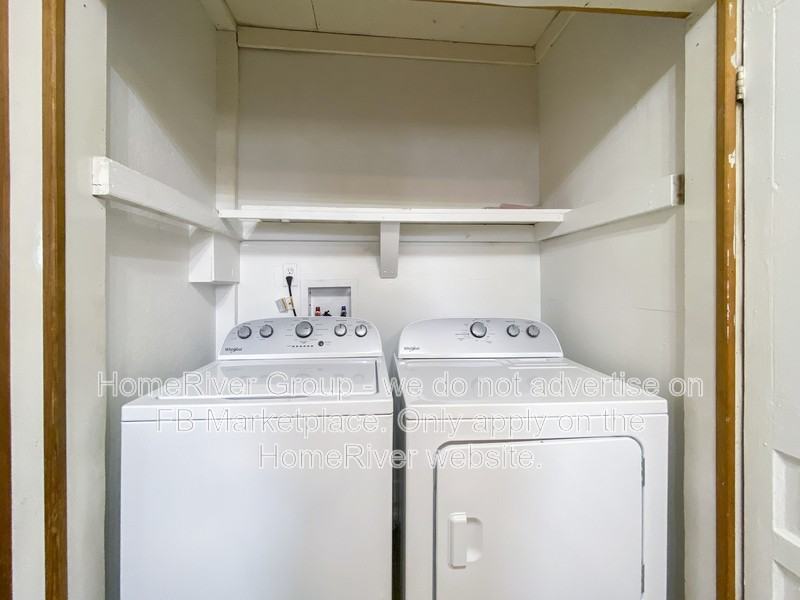 2304 Walnut St - Photo 6 of 17