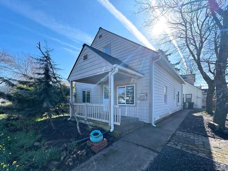 950 Clark St - Photo 3 of 37