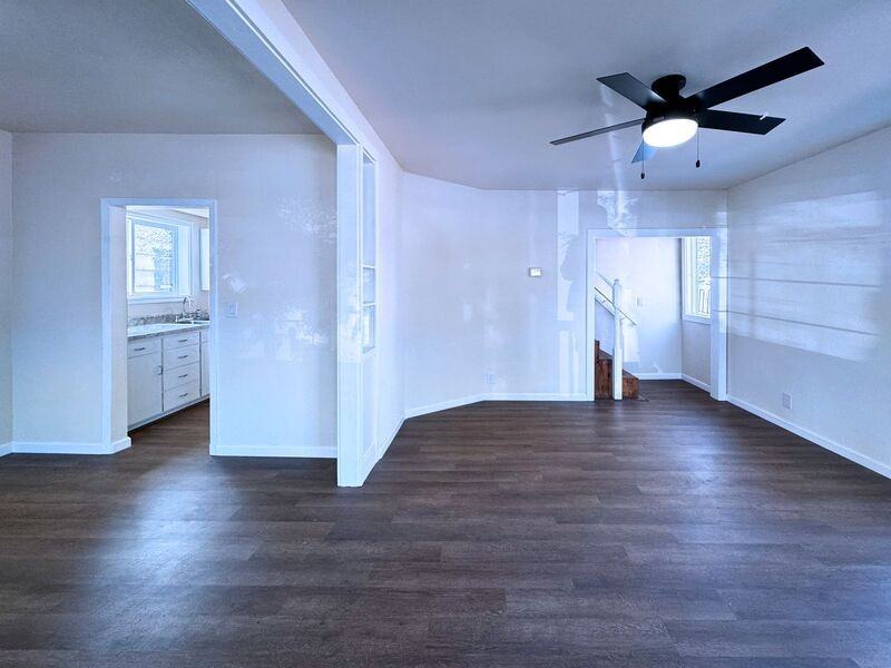 950 Clark St - Photo 7 of 37