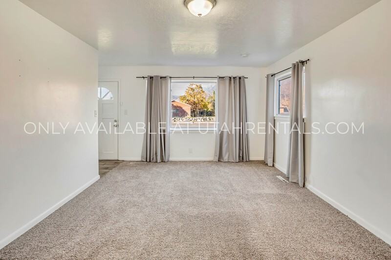 360 Es - Photo 4 of 30